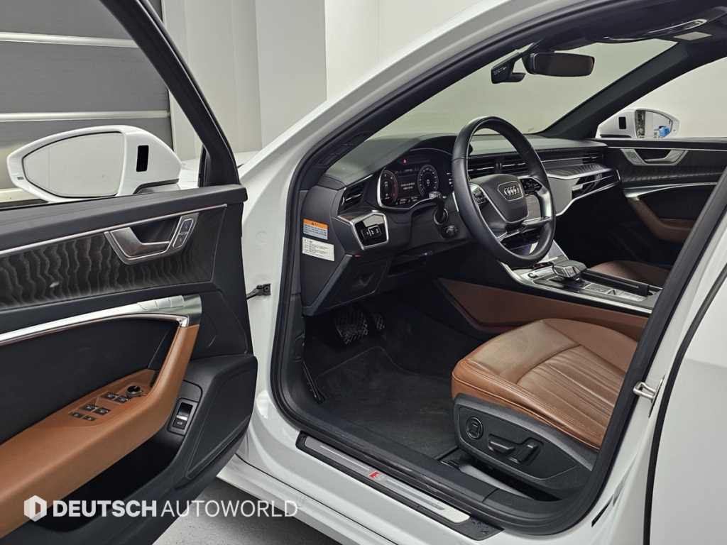 Audi A6 — photo 11