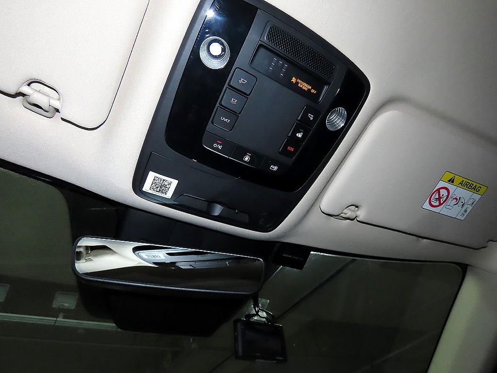 Kia Carnival — photo 14