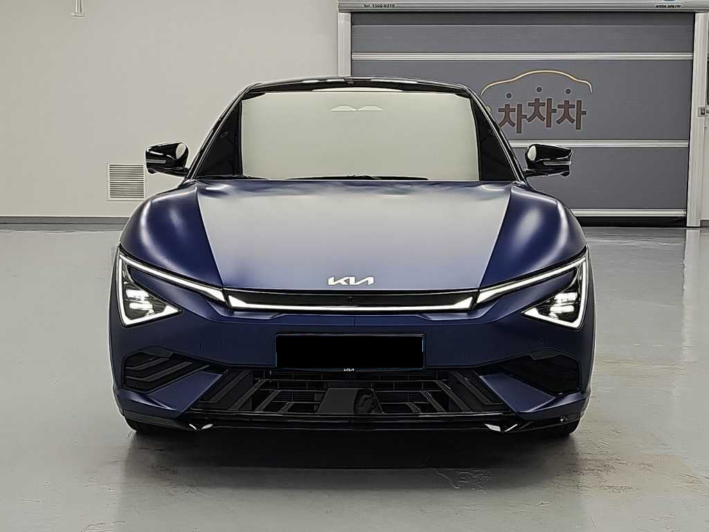 Kia EV6 — photo 02