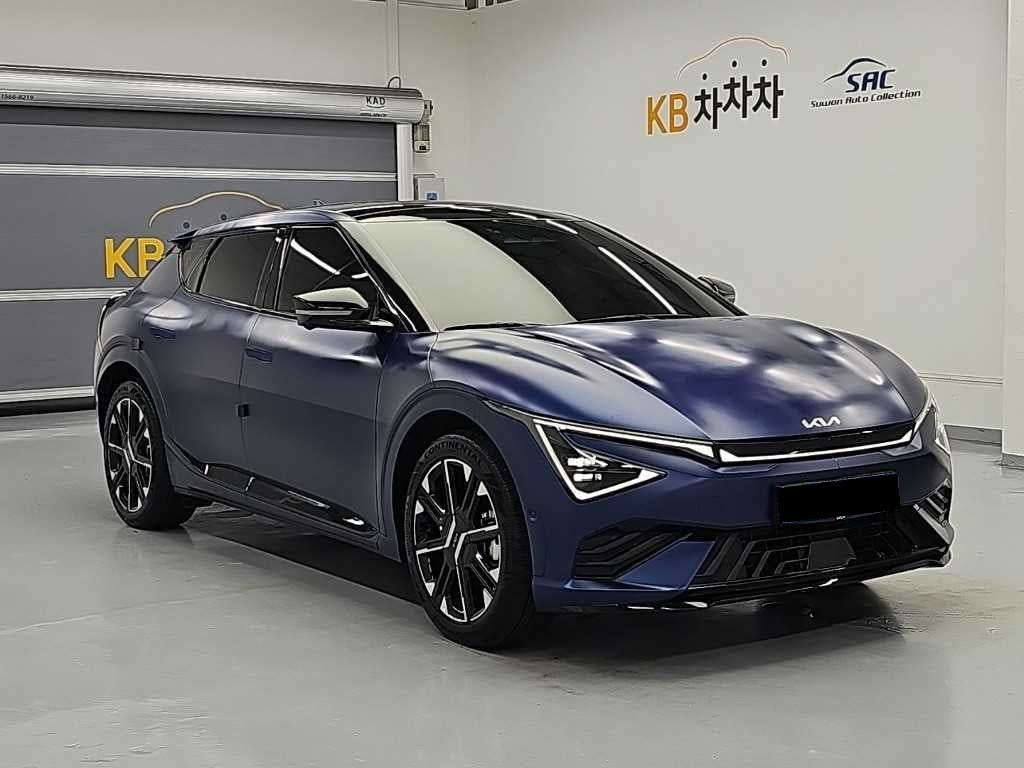 Kia EV6 — photo 04