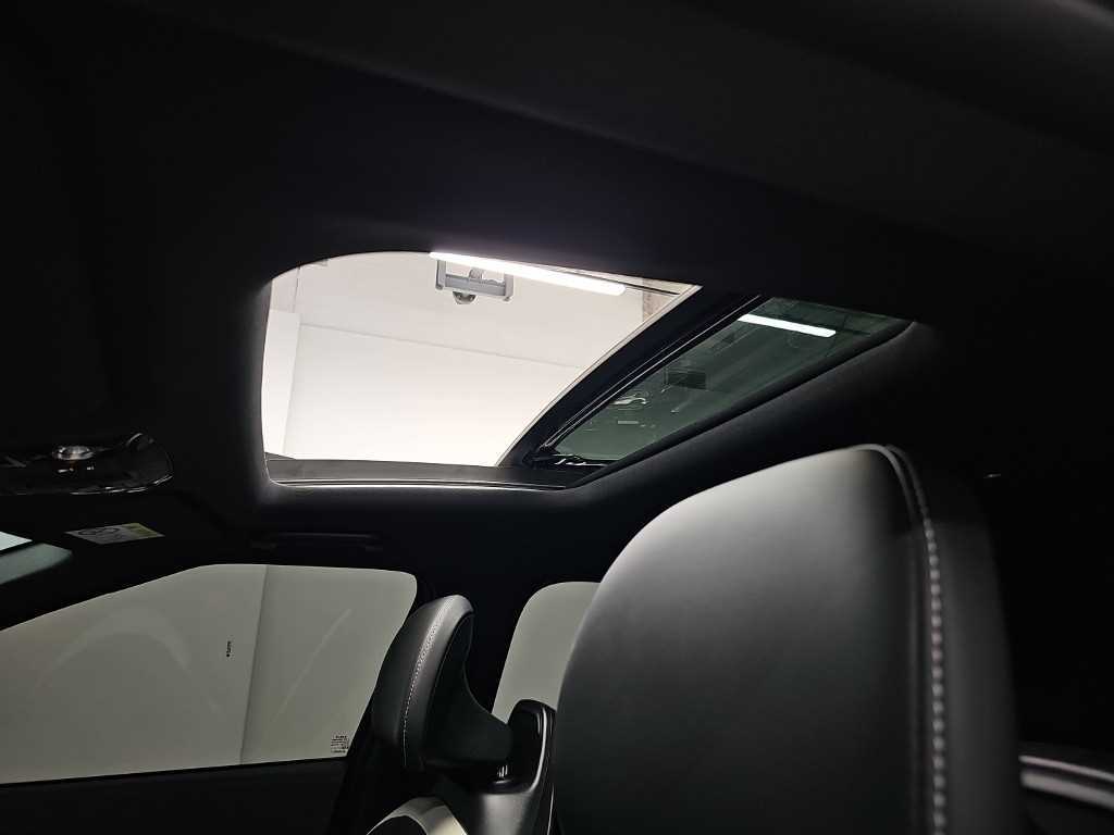 Kia EV6 — photo 15