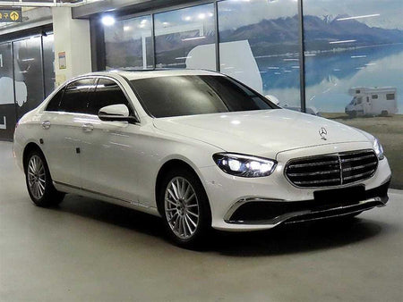 Mercedes-Benz E-Class — photo 02