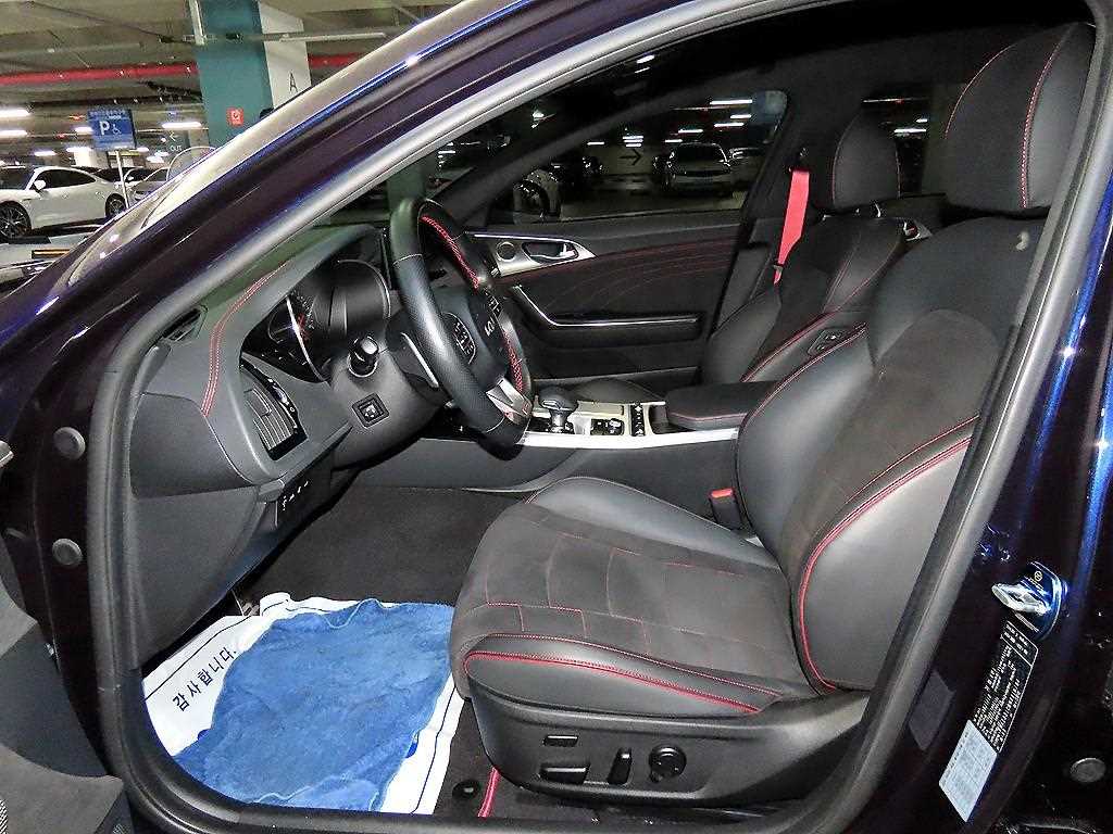 Kia Stinger — photo 06