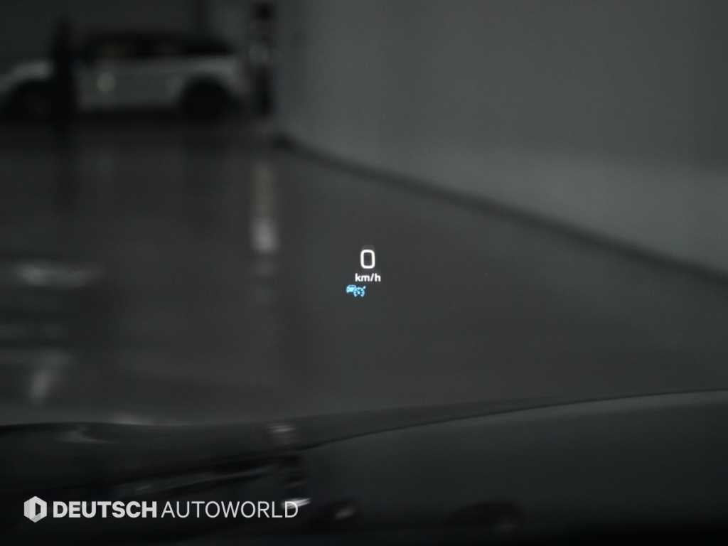 Mercedes-Benz S-Class — photo 17