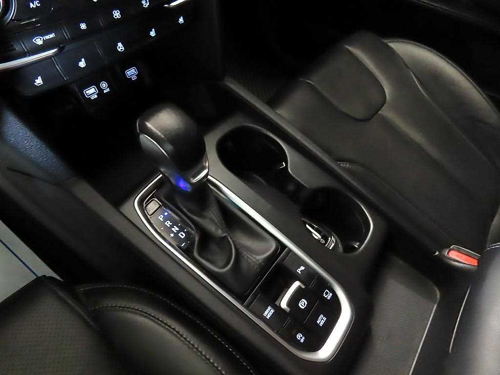 Hyundai Santafe — photo 12