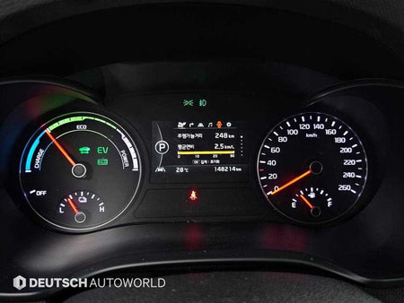 Kia K5 — photo 07