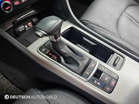 Kia K5 — photo 08