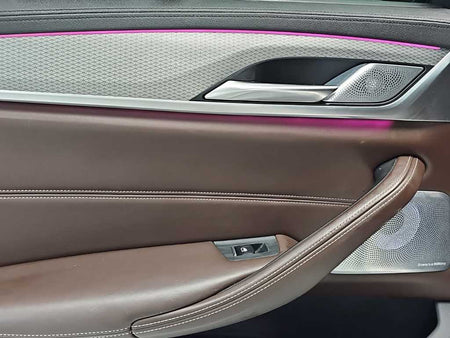 BMW 5-Series — photo 12