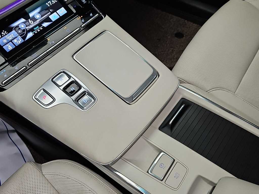 Hyundai Grandeur — photo 08