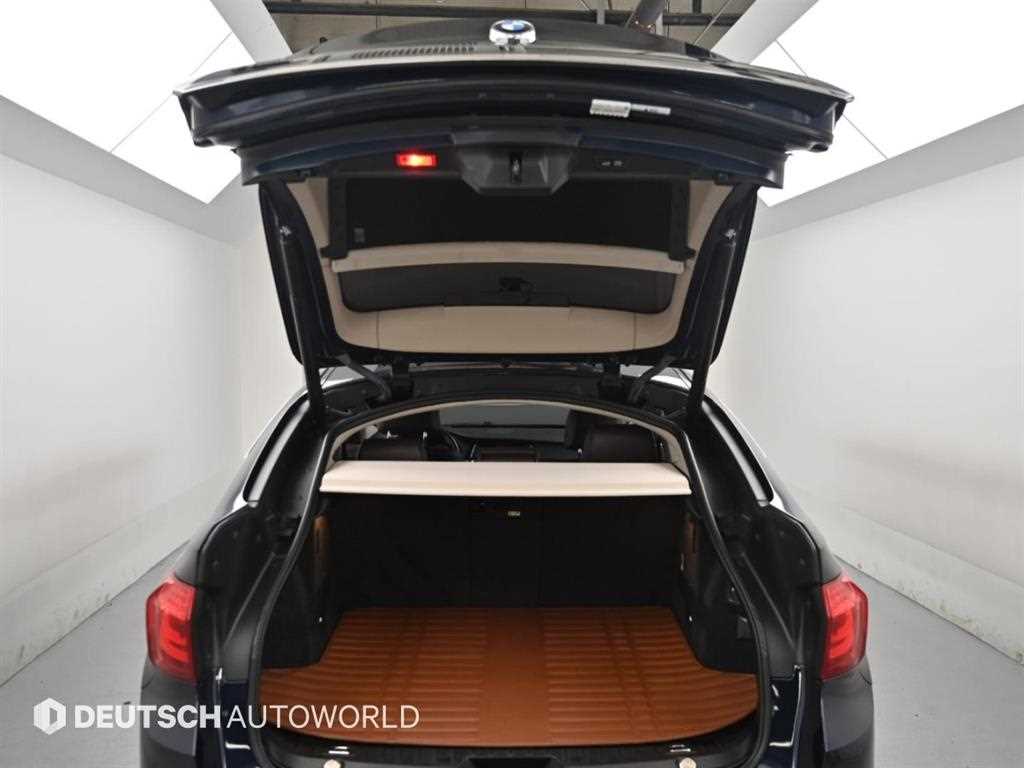 BMW Gran Turismo — photo 19