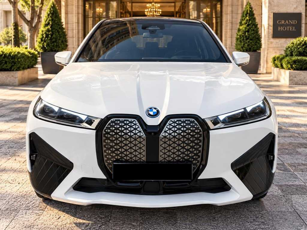 BMW iX — photo 01