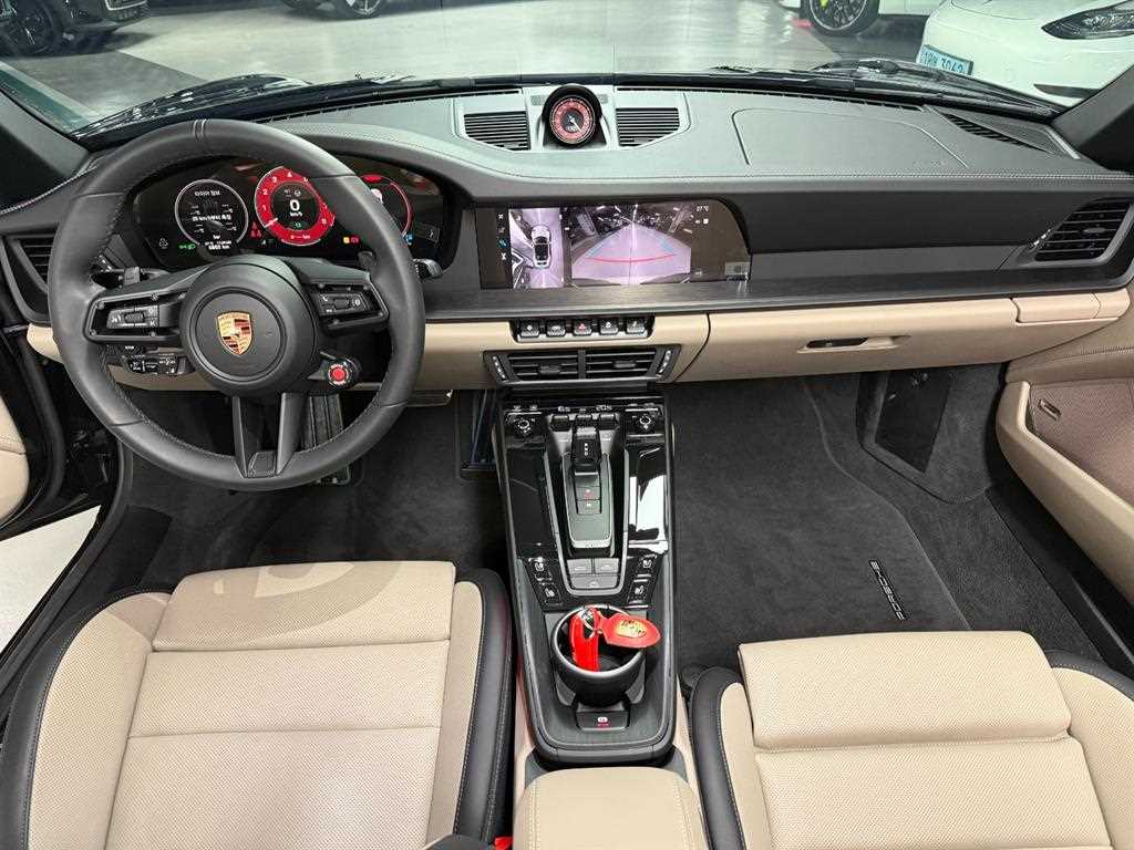 Porsche 911 — photo 08