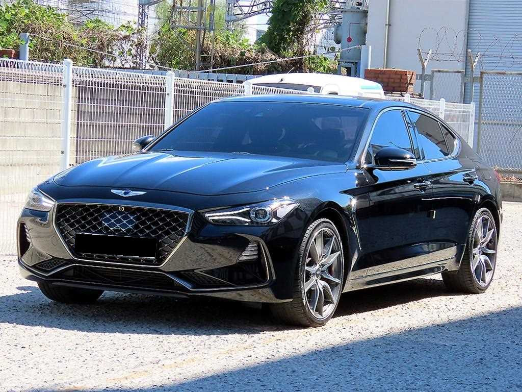 Genesis G70 — photo 01
