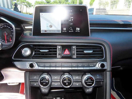 Genesis G70 — photo 14