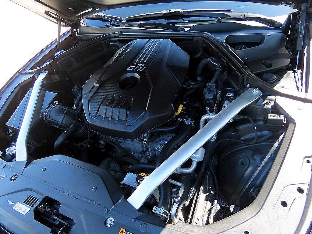 Genesis G70 — photo 19