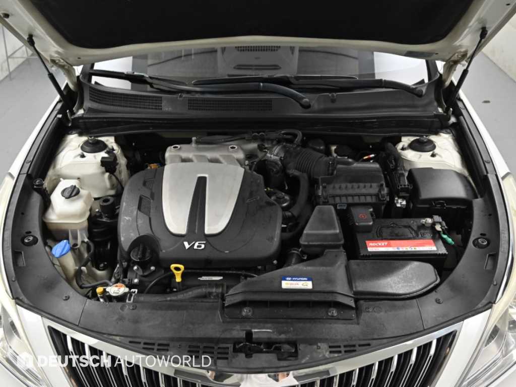 Hyundai Grandeur — photo 06
