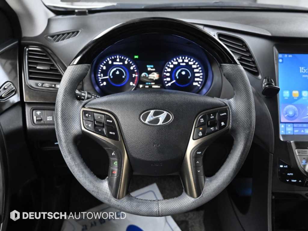 Hyundai Grandeur — photo 13