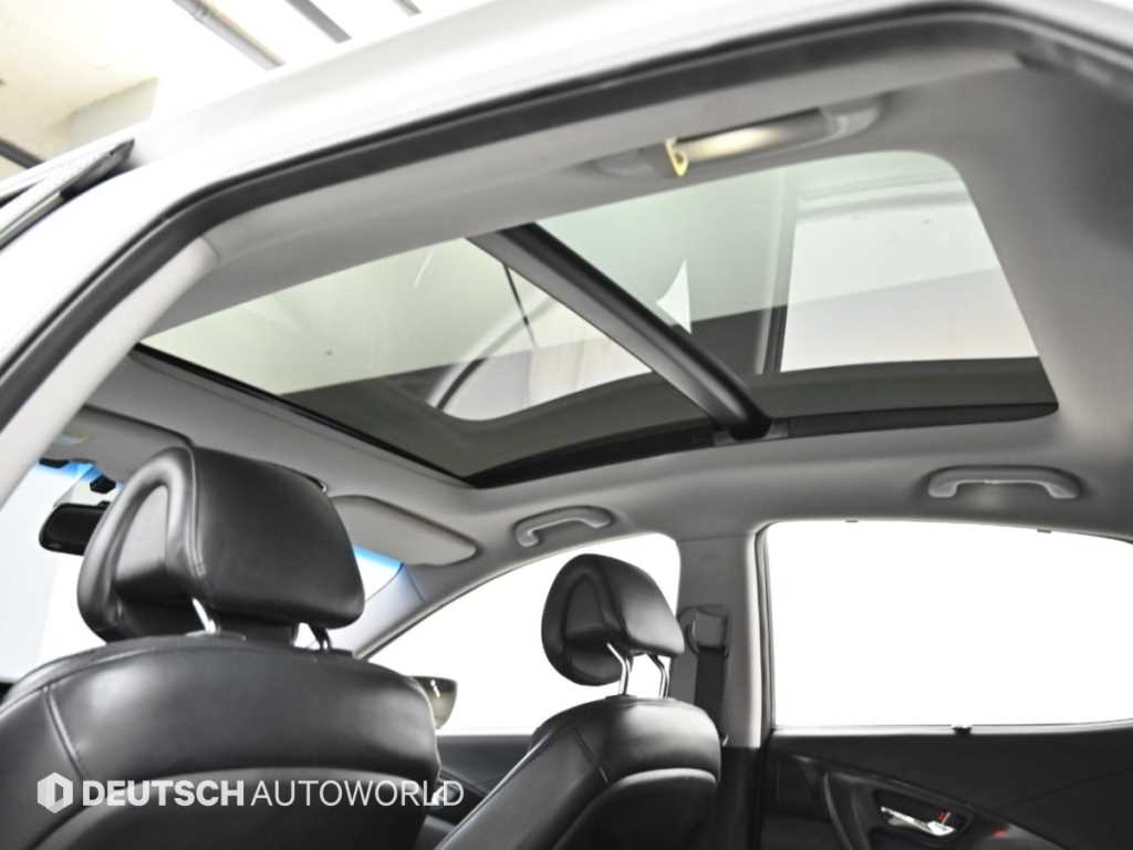Hyundai Grandeur — photo 18
