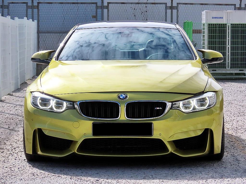 BMW M4 — photo 01