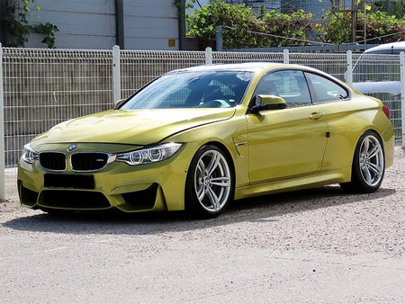 BMW M4 — photo 02