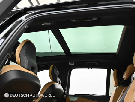 Volvo XC90 — photo 18