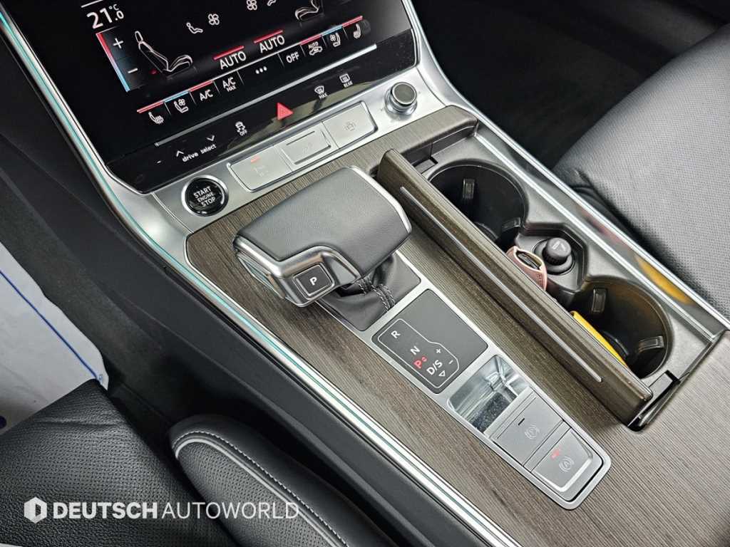 Audi A6 — photo 09