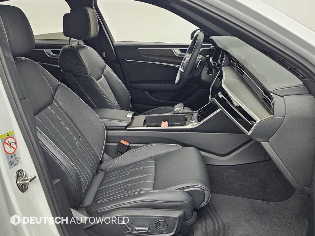Audi A6 — photo 10