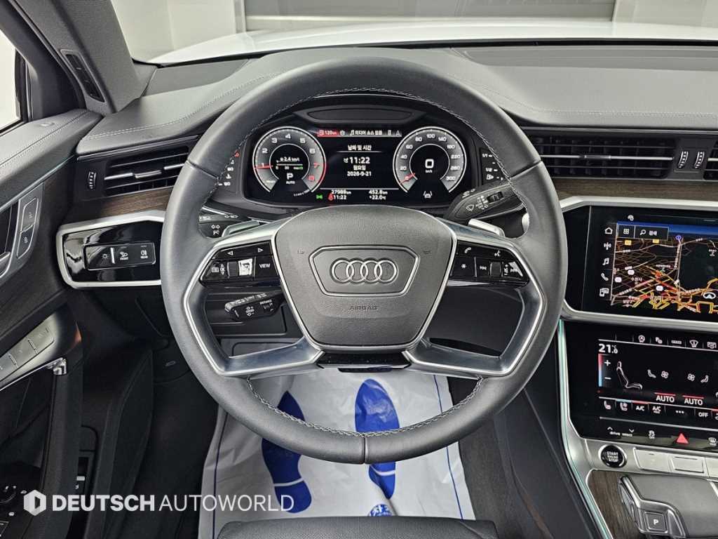 Audi A6 — photo 13