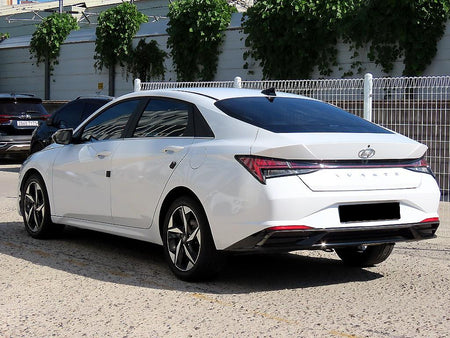 Hyundai Avante — photo 03