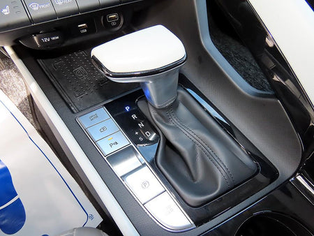 Hyundai Avante — photo 10