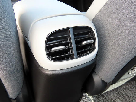 Hyundai Avante — photo 18