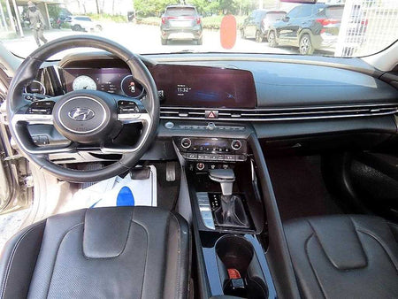 Hyundai Avante — photo 07