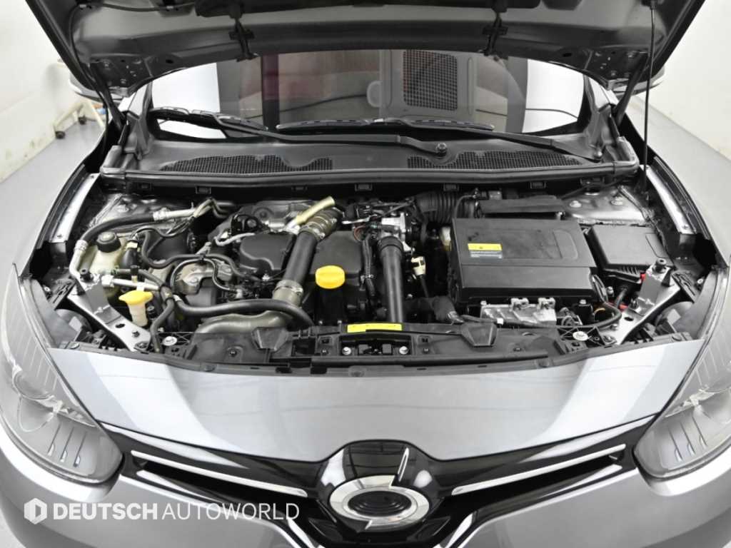 RENAULT SM3 — photo 06