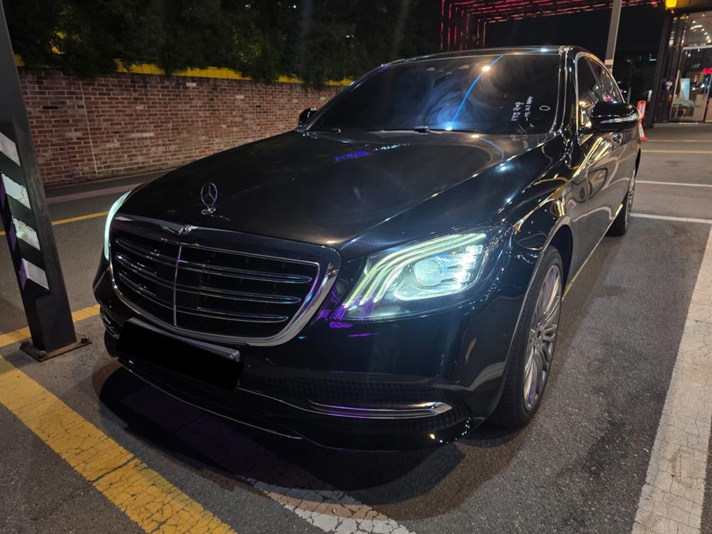 Mercedes-Benz S-Class — photo 01