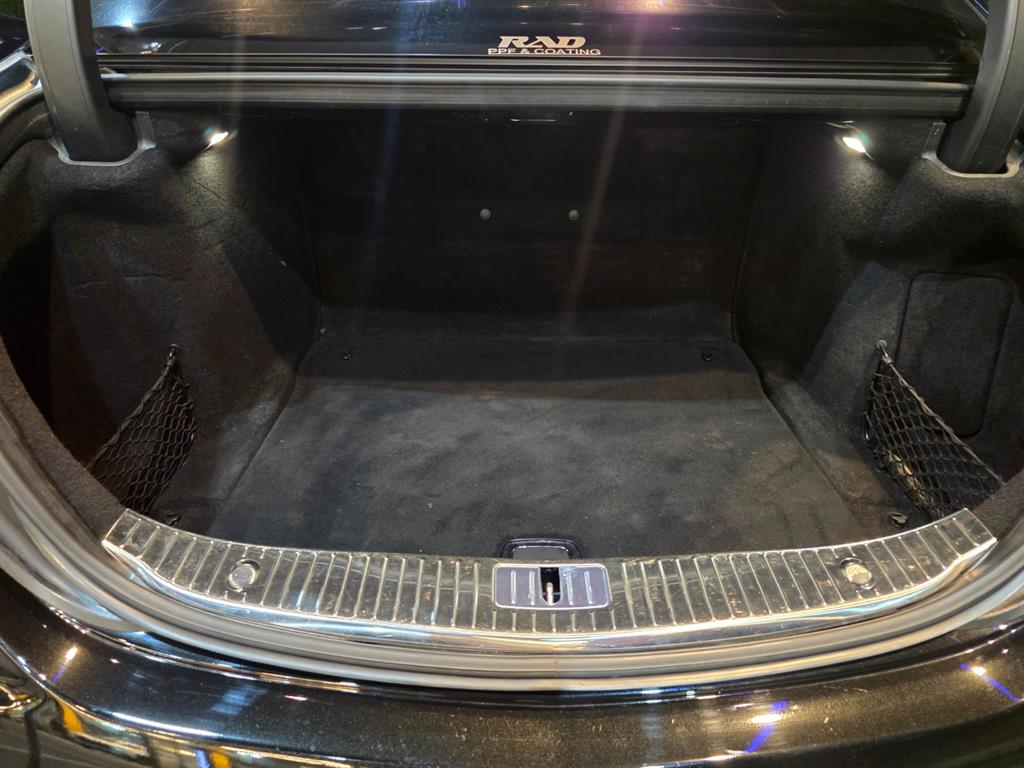 Mercedes-Benz S-Class — photo 12