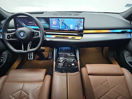 BMW i5 — photo 07
