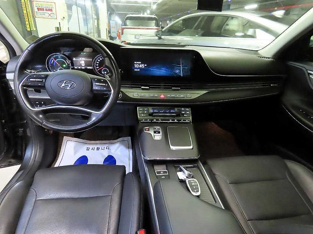 Hyundai Grandeur — photo 10