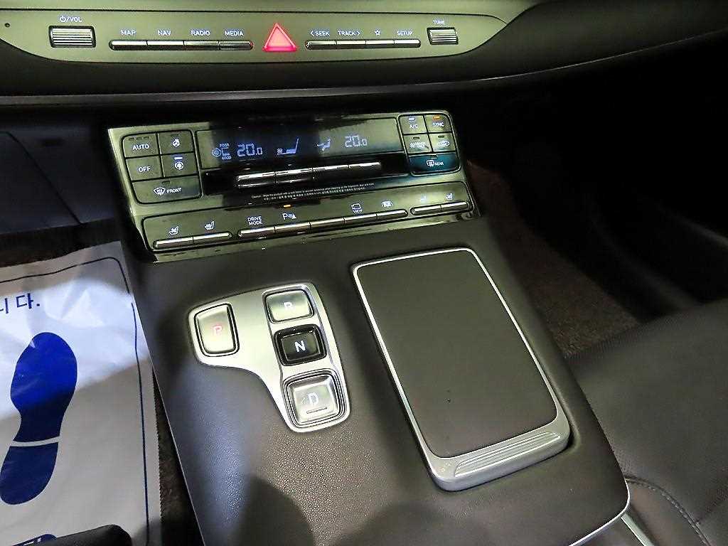 Hyundai Grandeur — photo 12