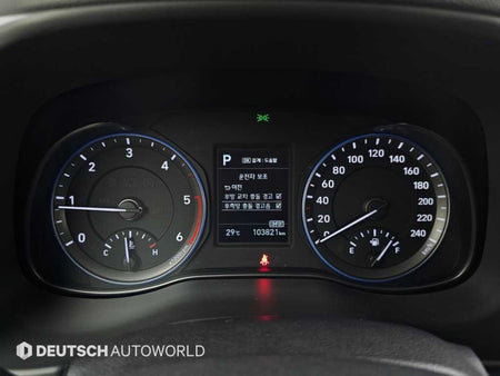 Hyundai Kona — photo 08