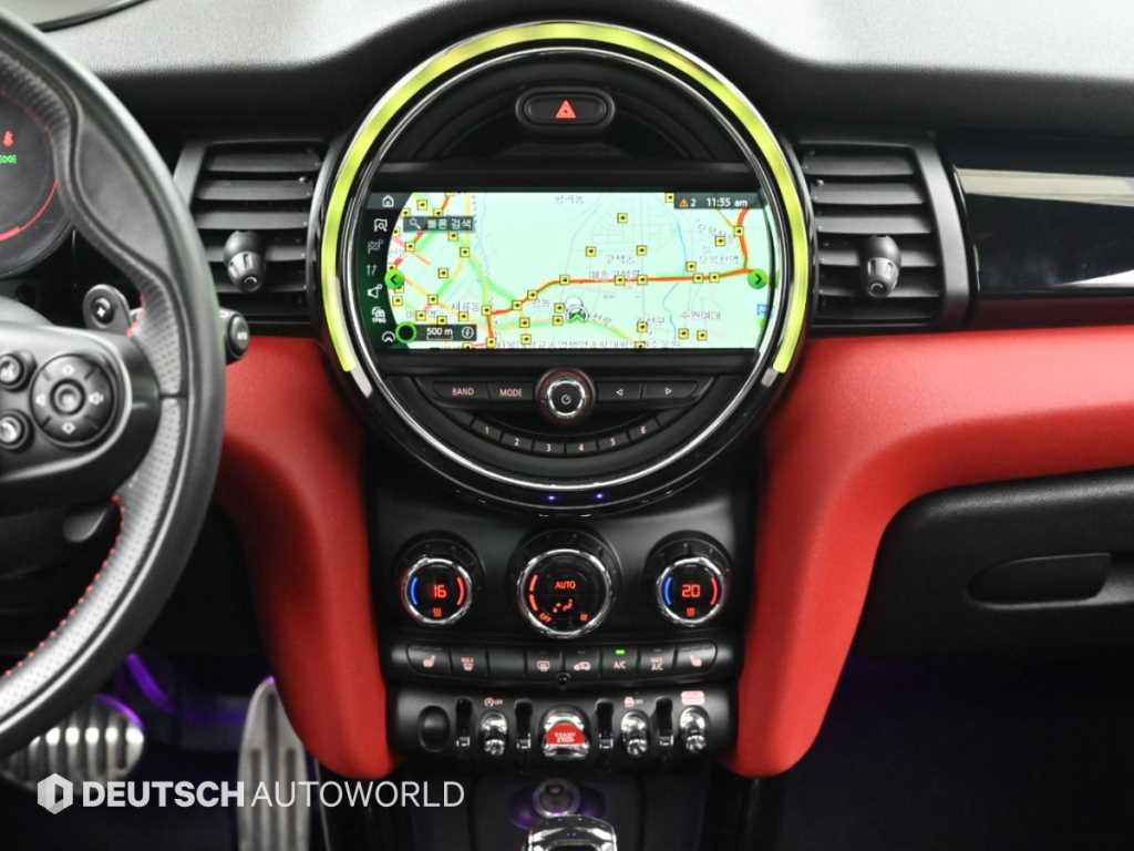 Mini Cooper — photo 14
