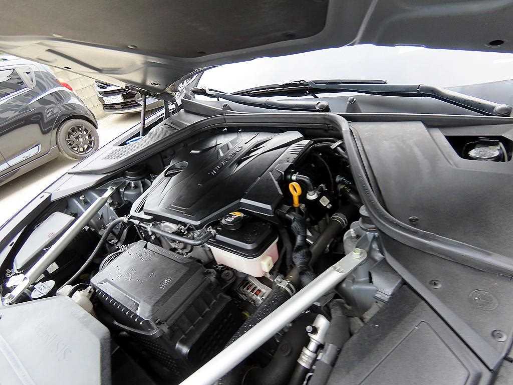 Genesis G80 — photo 19