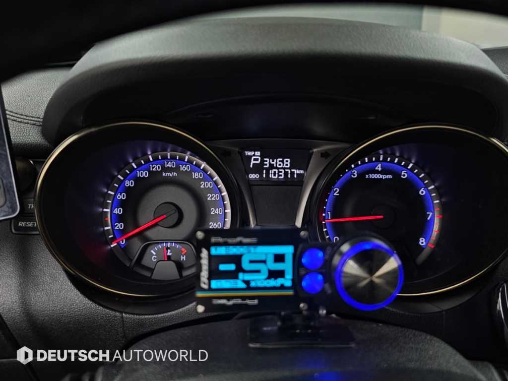 Hyundai Genesis — photo 08