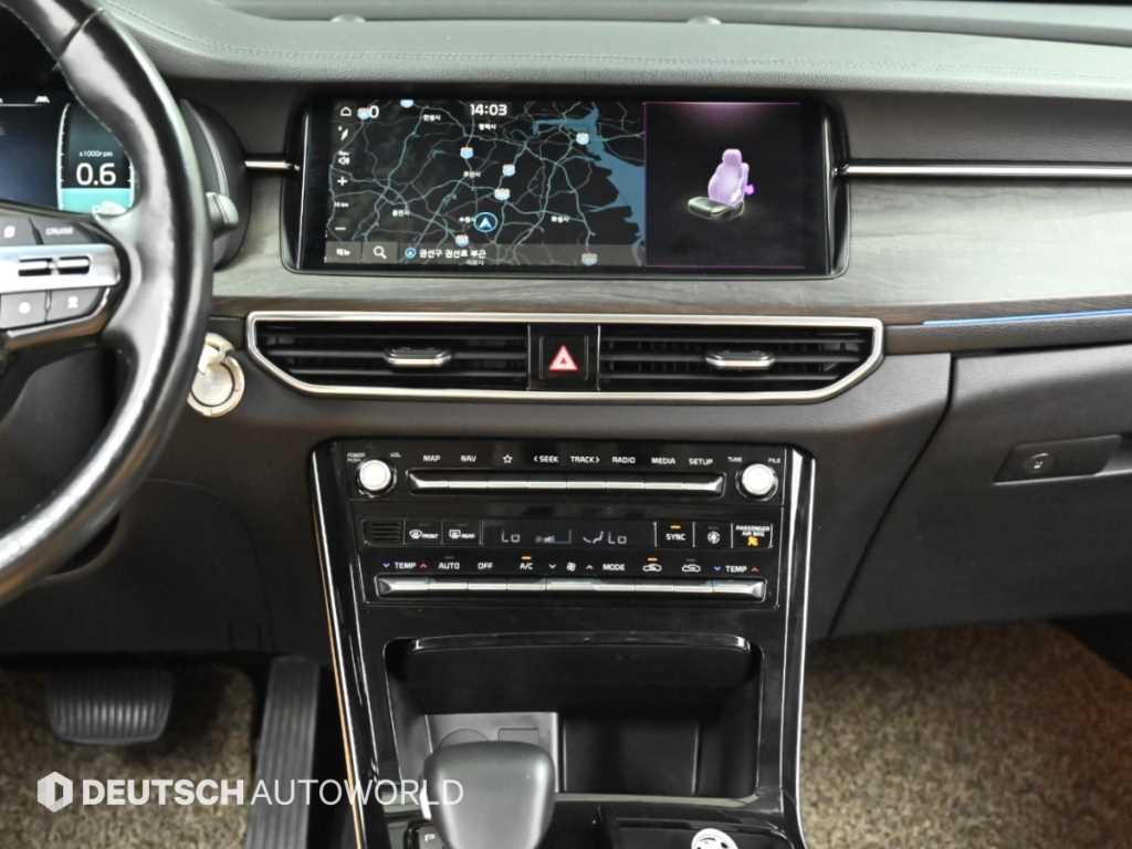 Kia K7 — photo 14