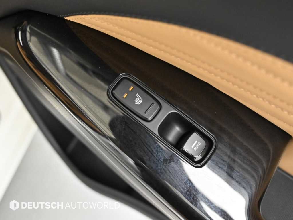 Kia K7 — photo 16