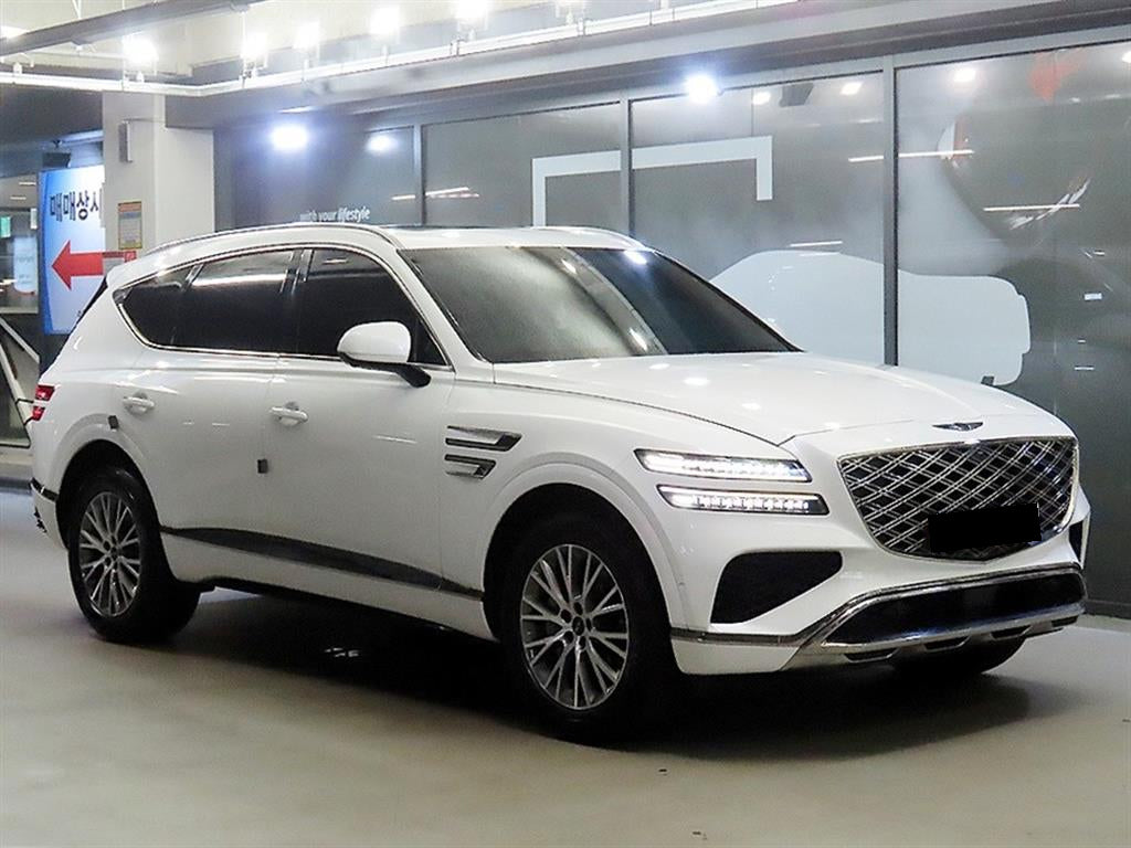 Genesis GV80 — photo 01