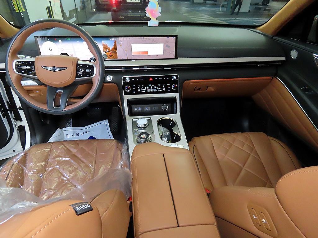Genesis GV80 — photo 10