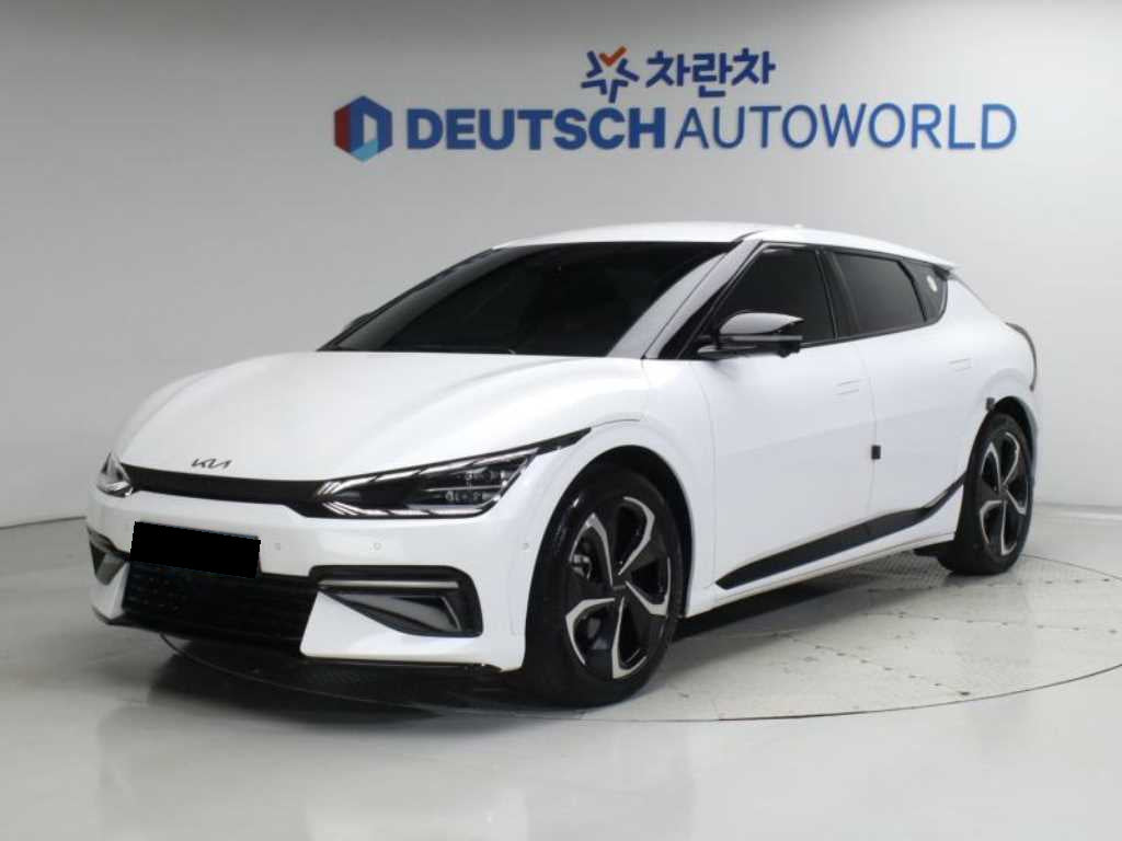 Kia EV6 — photo 01