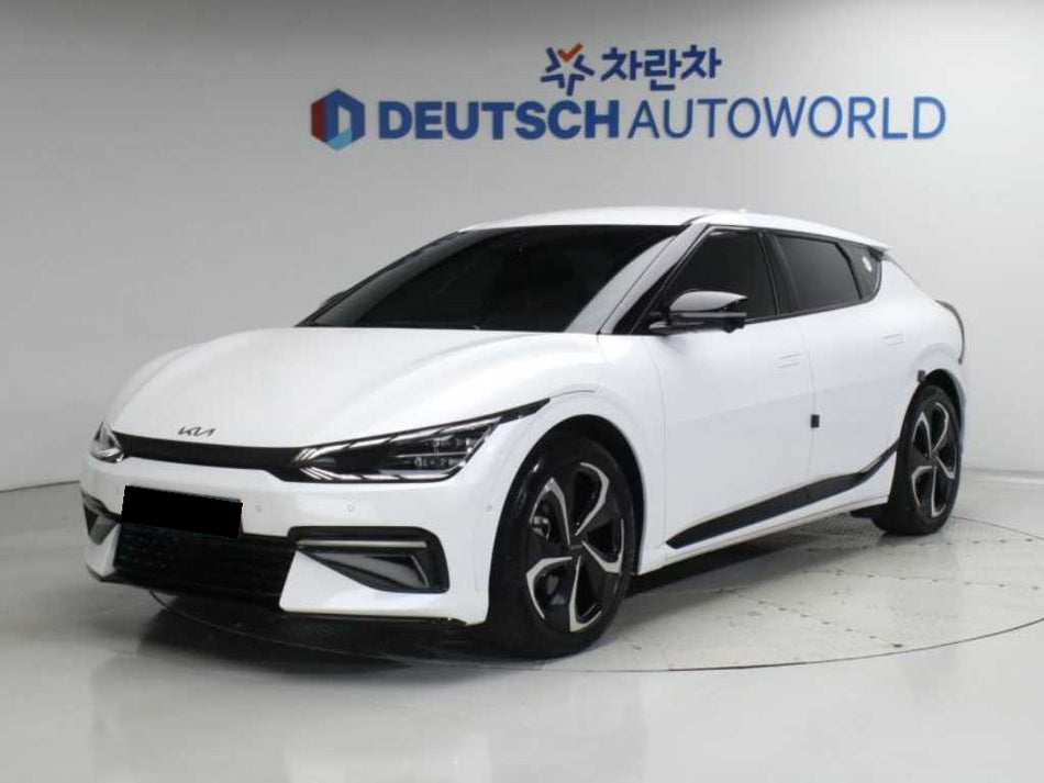 Kia EV6 — photo 01