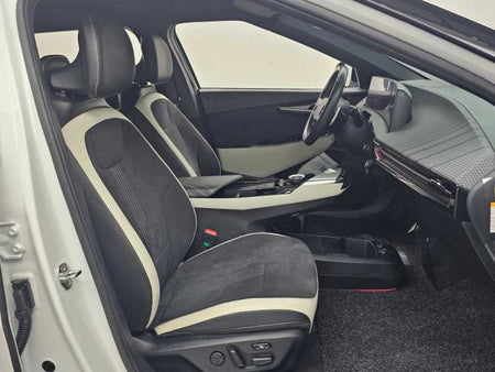 Kia EV6 — photo 10
