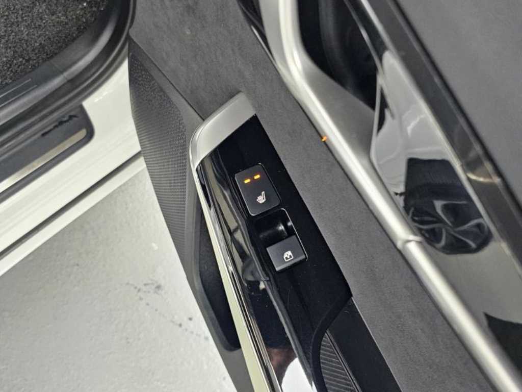 Kia EV6 — photo 16
